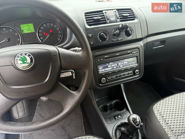 Шкода Фабия, объемом двигателя 1.2 л и пробегом 165 тыс. км за 5299 $, фото 18 на Automoto.ua