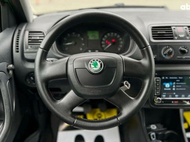 Шкода Фабия, объемом двигателя 1.2 л и пробегом 208 тыс. км за 5450 $, фото 12 на Automoto.ua
