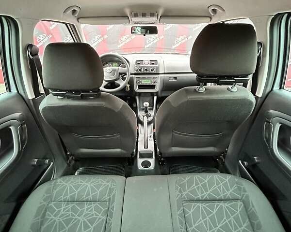 Шкода Фабия, объемом двигателя 1.2 л и пробегом 203 тыс. км за 6350 $, фото 12 на Automoto.ua