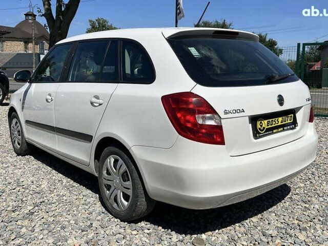 Шкода Фабия, объемом двигателя 0 л и пробегом 266 тыс. км за 6800 $, фото 3 на Automoto.ua