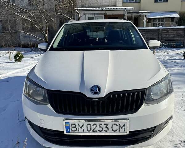 Шкода Фабия, объемом двигателя 1.4 л и пробегом 250 тыс. км за 7800 $, фото 3 на Automoto.ua