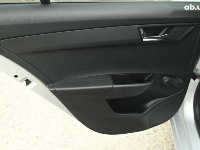 Шкода Фабия, объемом двигателя 1.4 л и пробегом 237 тыс. км за 8999 $, фото 21 на Automoto.ua