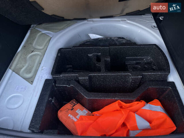 Шкода Фабия, объемом двигателя 1.41 л и пробегом 245 тыс. км за 6700 $, фото 22 на Automoto.ua