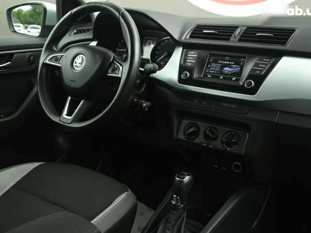 Шкода Фабія, об'ємом двигуна 1.4 л та пробігом 238 тис. км за 8599 $, фото 29 на Automoto.ua
