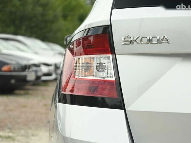Шкода Фабія, об'ємом двигуна 1.4 л та пробігом 238 тис. км за 8599 $, фото 8 на Automoto.ua