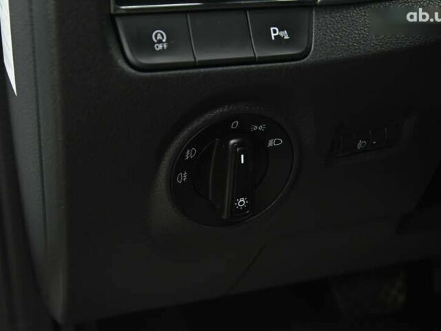 Шкода Фабія, об'ємом двигуна 1.4 л та пробігом 238 тис. км за 8599 $, фото 13 на Automoto.ua