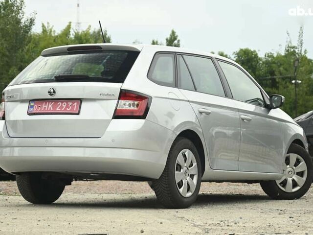 Шкода Фабія, об'ємом двигуна 1.4 л та пробігом 238 тис. км за 8599 $, фото 9 на Automoto.ua