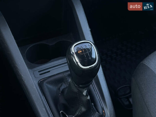 Шкода Фабия, объемом двигателя 1.41 л и пробегом 245 тыс. км за 6700 $, фото 18 на Automoto.ua