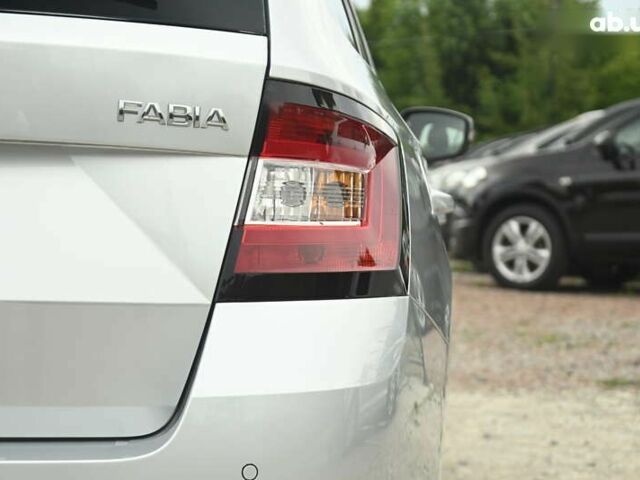 Шкода Фабия 2015 в Бердичеве на Automoto.ua Шкода Фабия, объемом двигателя 1.4 л и пробегом 237 тыс. км за 8800 $, фото 8 на Automoto.ua