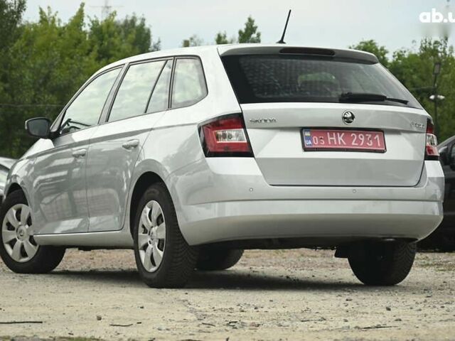 Шкода Фабія, об'ємом двигуна 1.4 л та пробігом 238 тис. км за 8500 $, фото 5 на Automoto.ua