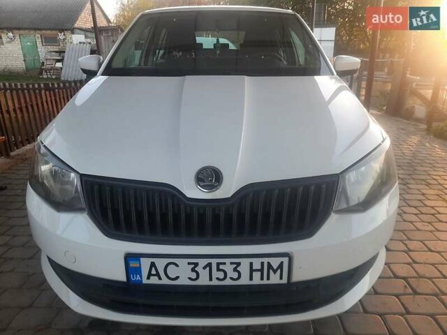 Шкода Фабия, объемом двигателя 1 л и пробегом 249 тыс. км за 6400 $, фото 6 на Automoto.ua