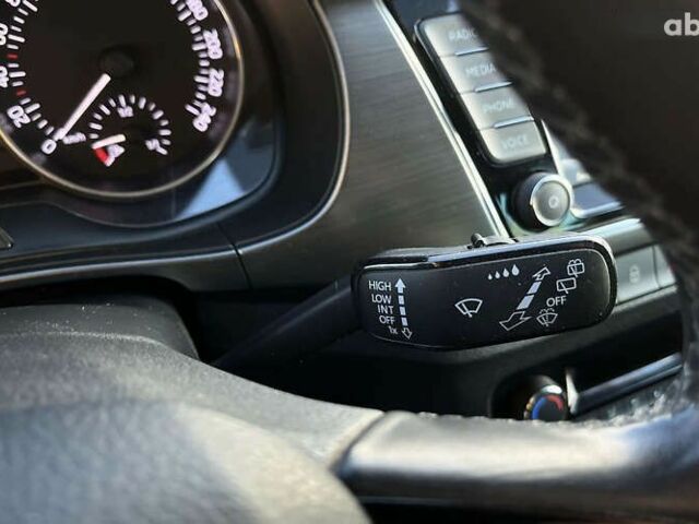 Шкода Фабія, об'ємом двигуна 1.4 л та пробігом 263 тис. км за 8990 $, фото 17 на Automoto.ua