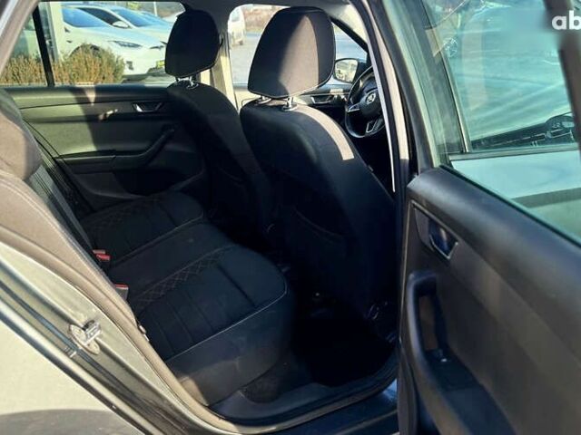 Шкода Фабія, об'ємом двигуна 1.4 л та пробігом 263 тис. км за 8990 $, фото 29 на Automoto.ua