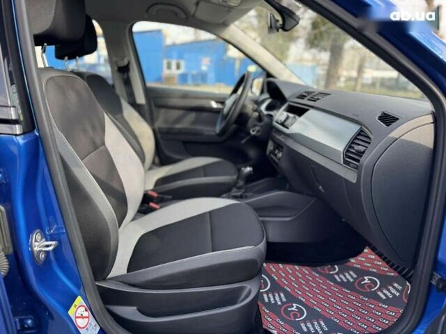 Шкода Фабия, объемом двигателя 1.6 л и пробегом 150 тыс. км за 10900 $, фото 29 на Automoto.ua