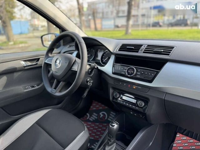 Шкода Фабия, объемом двигателя 1.6 л и пробегом 150 тыс. км за 10900 $, фото 28 на Automoto.ua