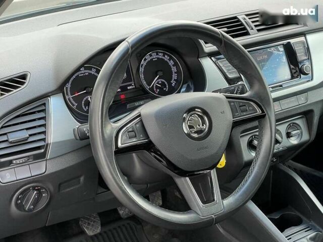Шкода Фабия, объемом двигателя 1 л и пробегом 74 тыс. км за 10500 $, фото 22 на Automoto.ua