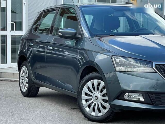 Шкода Фабия, объемом двигателя 1 л и пробегом 74 тыс. км за 10500 $, фото 4 на Automoto.ua