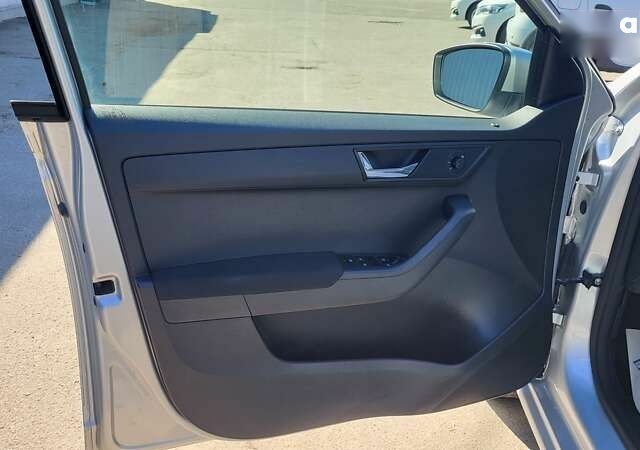 Шкода Фабія, об'ємом двигуна 1 л та пробігом 93 тис. км за 12990 $, фото 28 на Automoto.ua