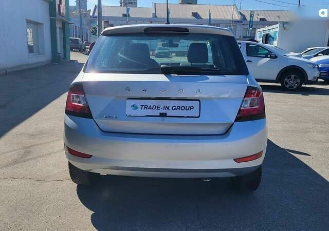 Шкода Фабія, об'ємом двигуна 1 л та пробігом 93 тис. км за 12990 $, фото 18 на Automoto.ua