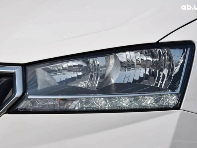 Шкода Фабия, объемом двигателя 1 л и пробегом 74 тыс. км за 11999 $, фото 18 на Automoto.ua