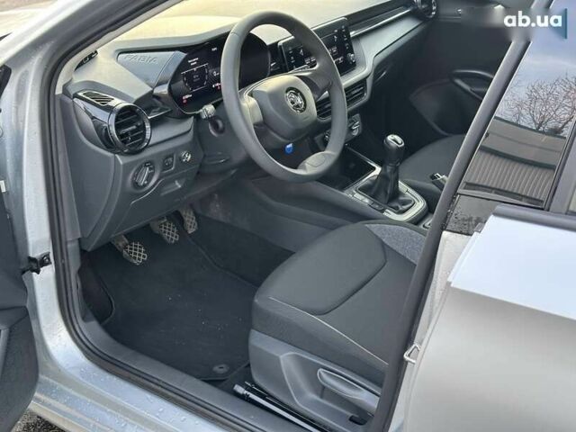 Шкода Фабия, объемом двигателя 0 л и пробегом 61 тыс. км за 13690 $, фото 18 на Automoto.ua