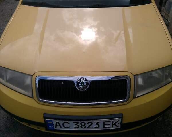 Жовтий Шкода Фабія, об'ємом двигуна 1.39 л та пробігом 230 тис. км за 2900 $, фото 4 на Automoto.ua