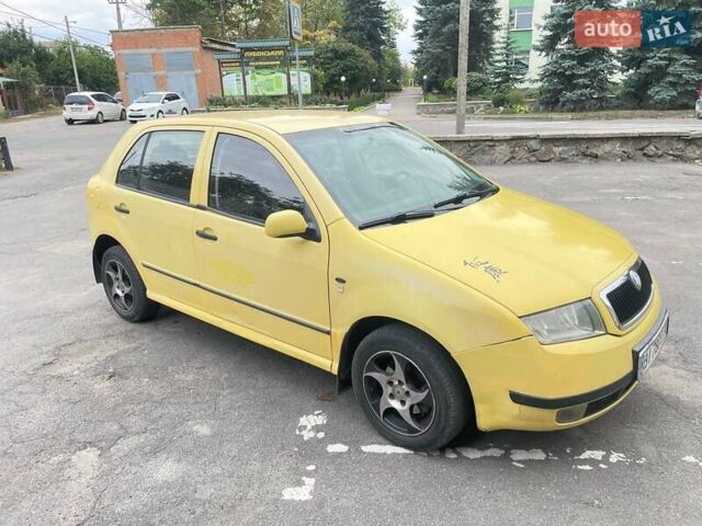Жовтий Шкода Фабія, об'ємом двигуна 1.39 л та пробігом 265 тис. км за 3000 $, фото 8 на Automoto.ua