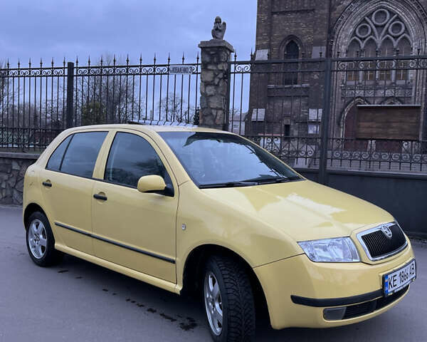 Жовтий Шкода Фабія, об'ємом двигуна 1.4 л та пробігом 223 тис. км за 4200 $, фото 2 на Automoto.ua