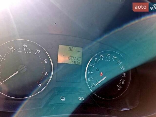 Жовтий Шкода Фабія, об'ємом двигуна 1.2 л та пробігом 163 тис. км за 5500 $, фото 8 на Automoto.ua