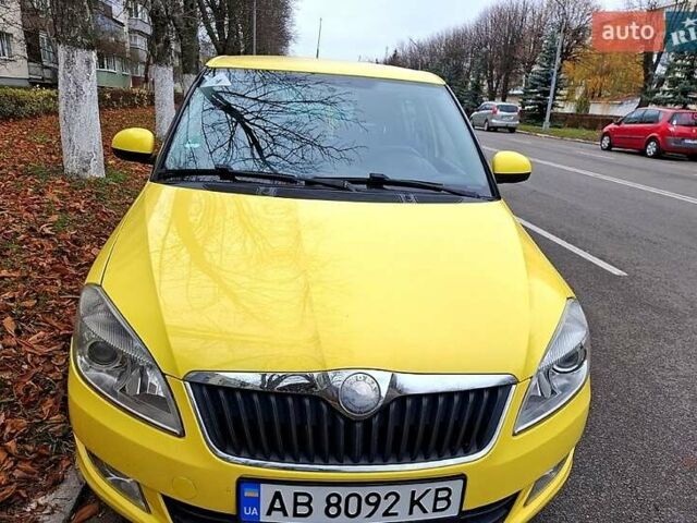 Жовтий Шкода Фабія, об'ємом двигуна 1.2 л та пробігом 163 тис. км за 5500 $, фото 4 на Automoto.ua
