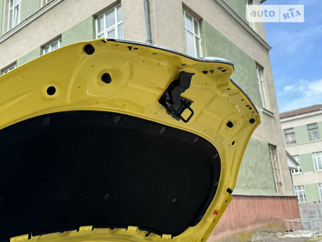 Желтый Шкода Фабия, объемом двигателя 1.39 л и пробегом 108 тыс. км за 6300 $, фото 45 на Automoto.ua