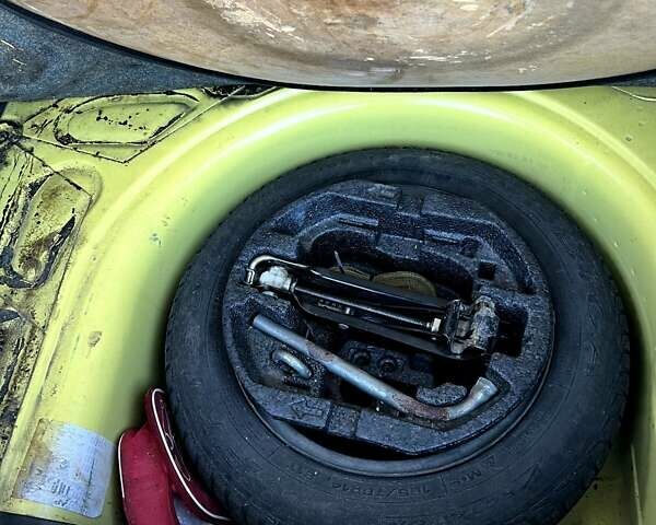 Шкода Фабия 2012 в Львове на Automoto.ua Желтый Шкода Фабия, объемом двигателя 1.39 л и пробегом 168 тыс. км за 4799 $, фото 8 на Automoto.ua