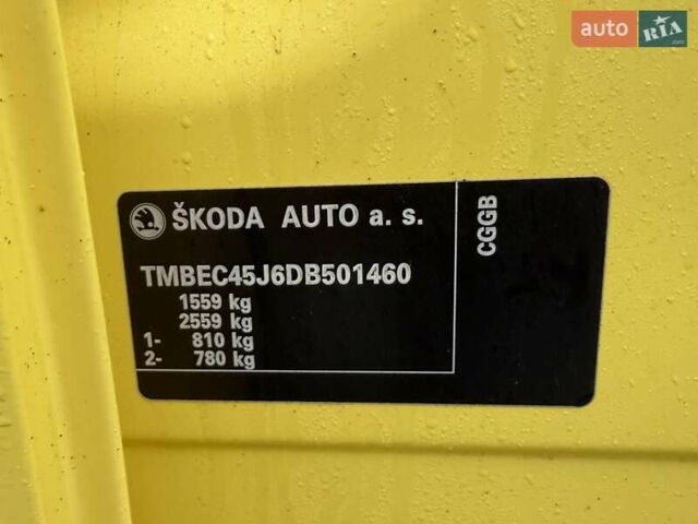 Жовтий Шкода Фабія, об'ємом двигуна 1.39 л та пробігом 298 тис. км за 4300 $, фото 25 на Automoto.ua