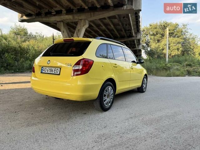 Жовтий Шкода Фабія, об'ємом двигуна 1.42 л та пробігом 205 тис. км за 3899 $, фото 11 на Automoto.ua