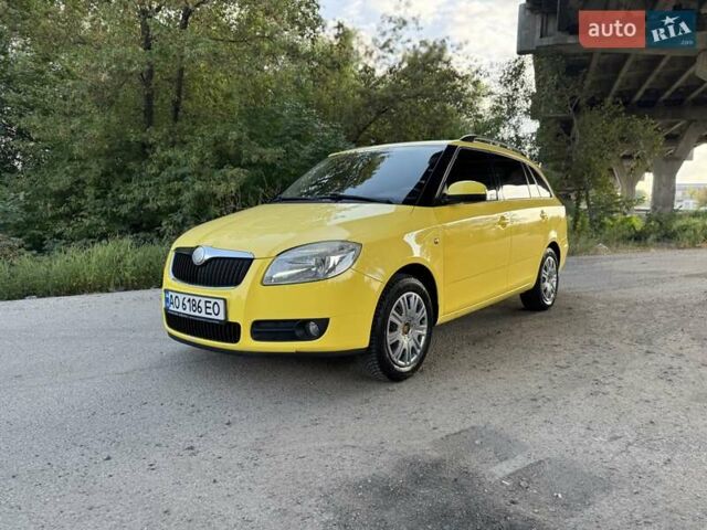 Жовтий Шкода Фабія, об'ємом двигуна 1.42 л та пробігом 205 тис. км за 3899 $, фото 18 на Automoto.ua