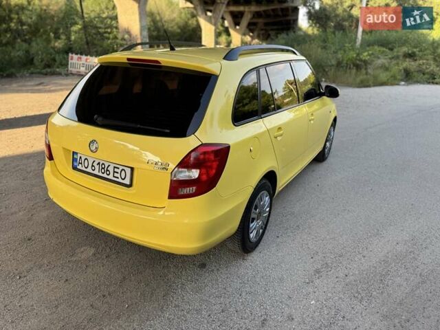 Жовтий Шкода Фабія, об'ємом двигуна 1.42 л та пробігом 205 тис. км за 3899 $, фото 8 на Automoto.ua