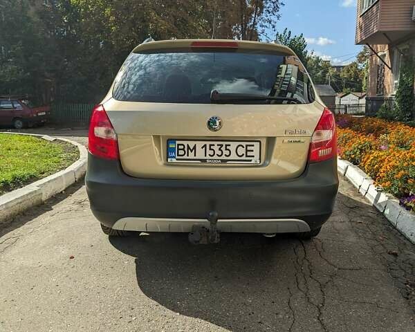Желтый Шкода Фабия, объемом двигателя 1.6 л и пробегом 207 тыс. км за 7700 $, фото 9 на Automoto.ua