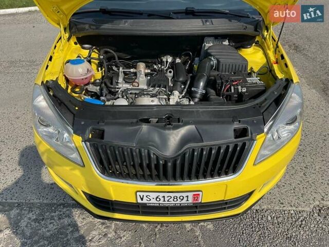 Желтый Шкода Фабия, объемом двигателя 1.2 л и пробегом 169 тыс. км за 7999 $, фото 33 на Automoto.ua
