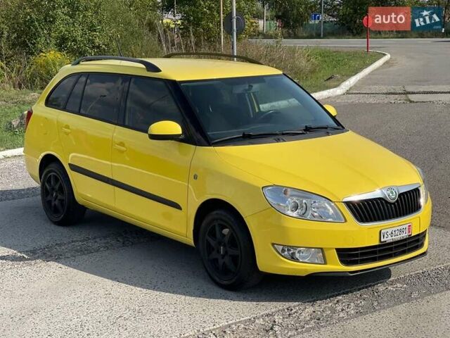 Желтый Шкода Фабия, объемом двигателя 1.2 л и пробегом 169 тыс. км за 8350 $, фото 9 на Automoto.ua