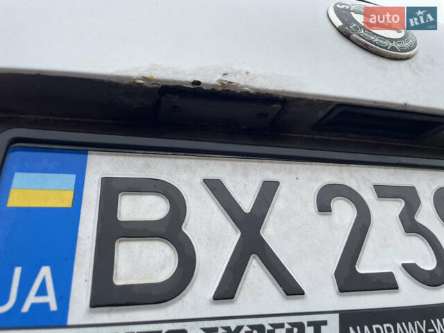 Серый Шкода Фабия, объемом двигателя 1.9 л и пробегом 276 тыс. км за 3300 $, фото 18 на Automoto.ua