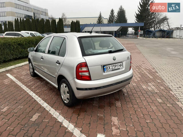 Серый Шкода Фабия, объемом двигателя 1.9 л и пробегом 276 тыс. км за 3300 $, фото 4 на Automoto.ua