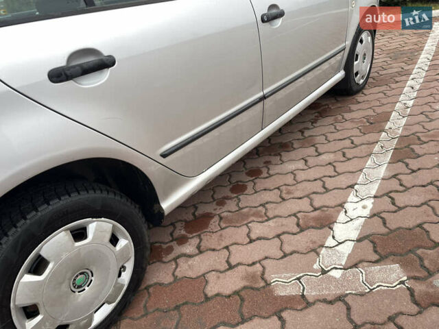 Серый Шкода Фабия, объемом двигателя 1.9 л и пробегом 276 тыс. км за 3300 $, фото 20 на Automoto.ua