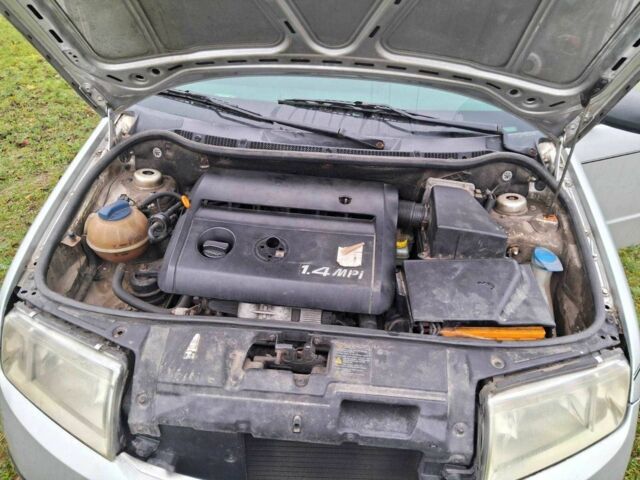 Сірий Шкода Фабія, об'ємом двигуна 1.4 л та пробігом 303 тис. км за 2600 $, фото 11 на Automoto.ua