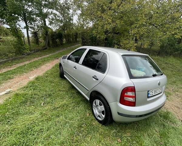 Серый Шкода Фабия, объемом двигателя 1.4 л и пробегом 247 тыс. км за 3000 $, фото 4 на Automoto.ua