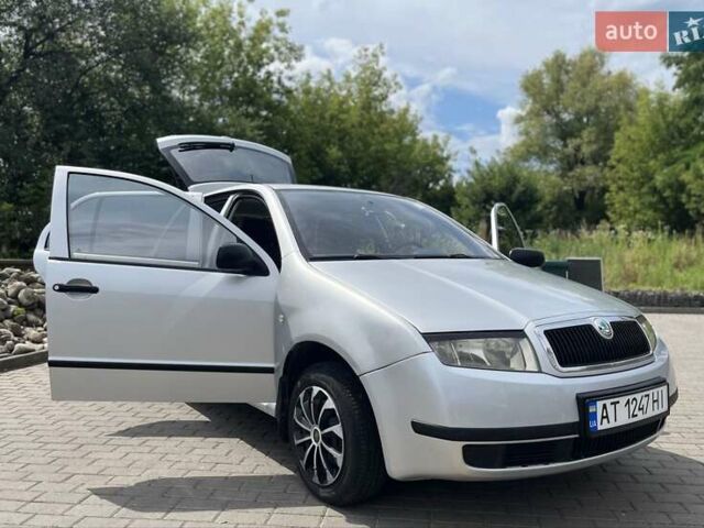 Серый Шкода Фабия, объемом двигателя 1.4 л и пробегом 255 тыс. км за 3600 $, фото 5 на Automoto.ua