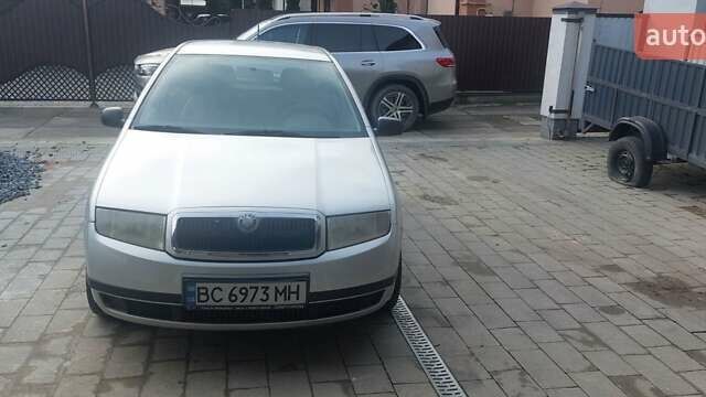 Серый Шкода Фабия, объемом двигателя 1.39 л и пробегом 158 тыс. км за 2350 $, фото 1 на Automoto.ua