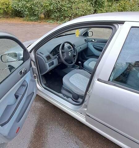 Шкода Фабия 2001 в Ровно на Automoto.ua Серый Шкода Фабия, объемом двигателя 1.9 л и пробегом 230 тыс. км за 2350 $, фото 6 на Automoto.ua