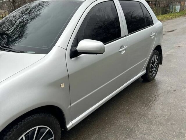 Сірий Шкода Фабія, об'ємом двигуна 1.4 л та пробігом 315 тис. км за 3700 $, фото 1 на Automoto.ua