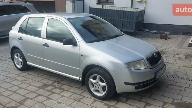 Серый Шкода Фабия, объемом двигателя 1.39 л и пробегом 158 тыс. км за 2350 $, фото 2 на Automoto.ua