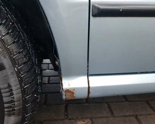 Серый Шкода Фабия, объемом двигателя 1.4 л и пробегом 312 тыс. км за 3100 $, фото 10 на Automoto.ua